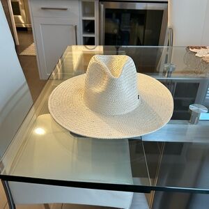 Britton women’s hat size xsmall